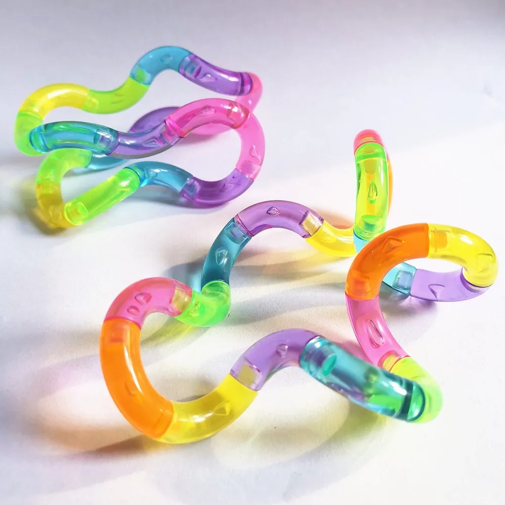 Educational Toys - 変形可能なロープ 楽しくて教育的なフィジェットトイ 変形ロープ結び目 ストレス解消おもちゃ 子供向け面白いギフト ジュゲテス・アンティエストレス
